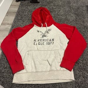 American Eagle Outfitters Red and Gray Men's Sweater